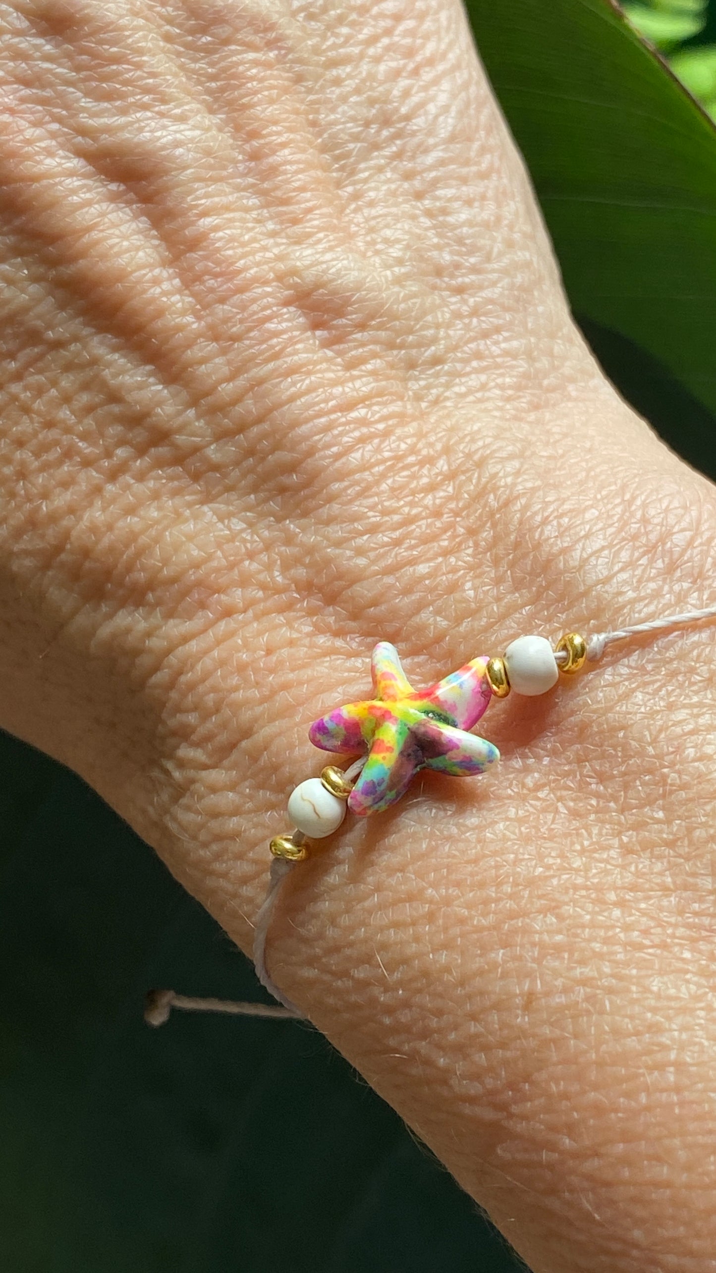 SEESTERN bunt - Schiebeknoten Armband mit Seestern