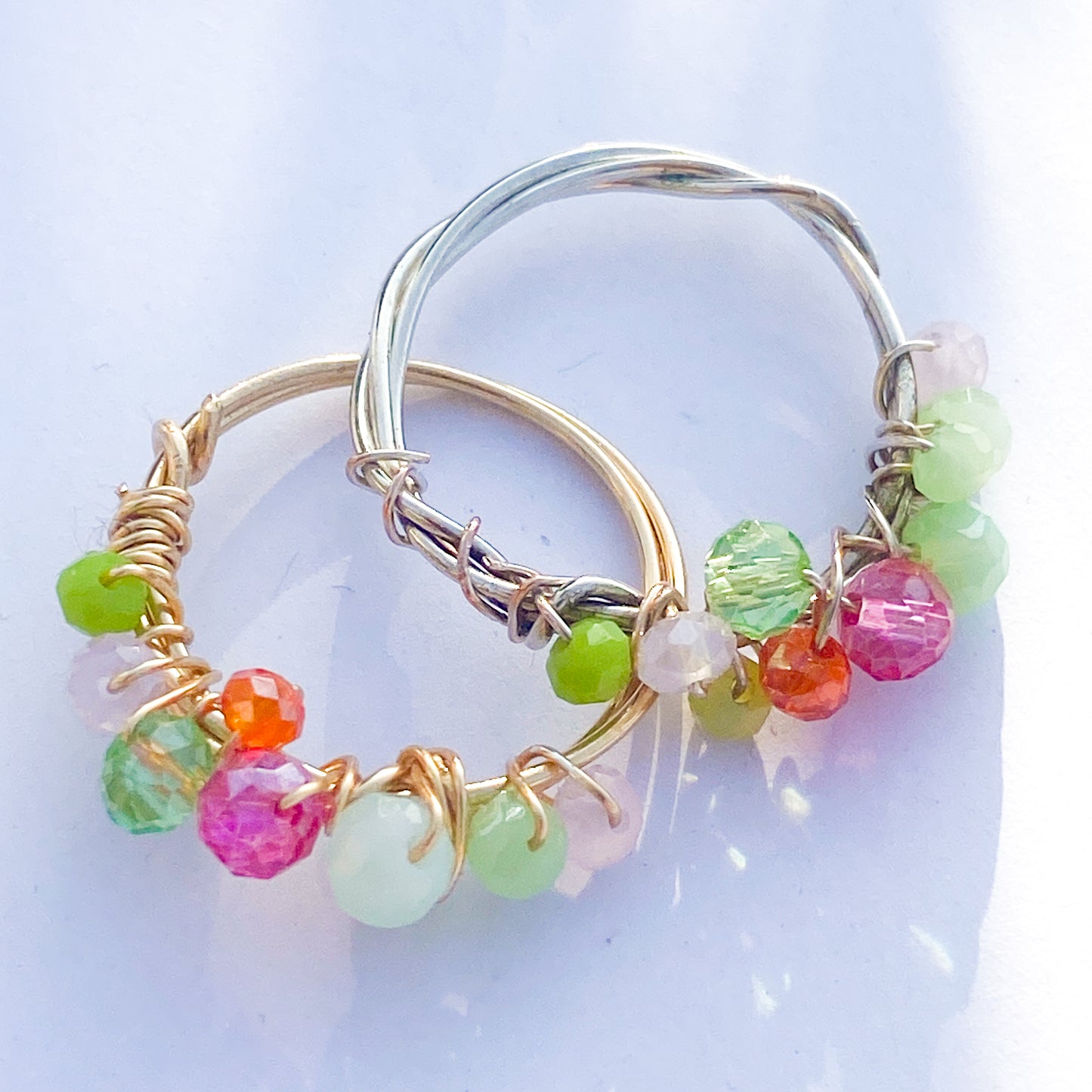 FLORY - Gold/Silber Ring mit grün-bunten Glasperlen