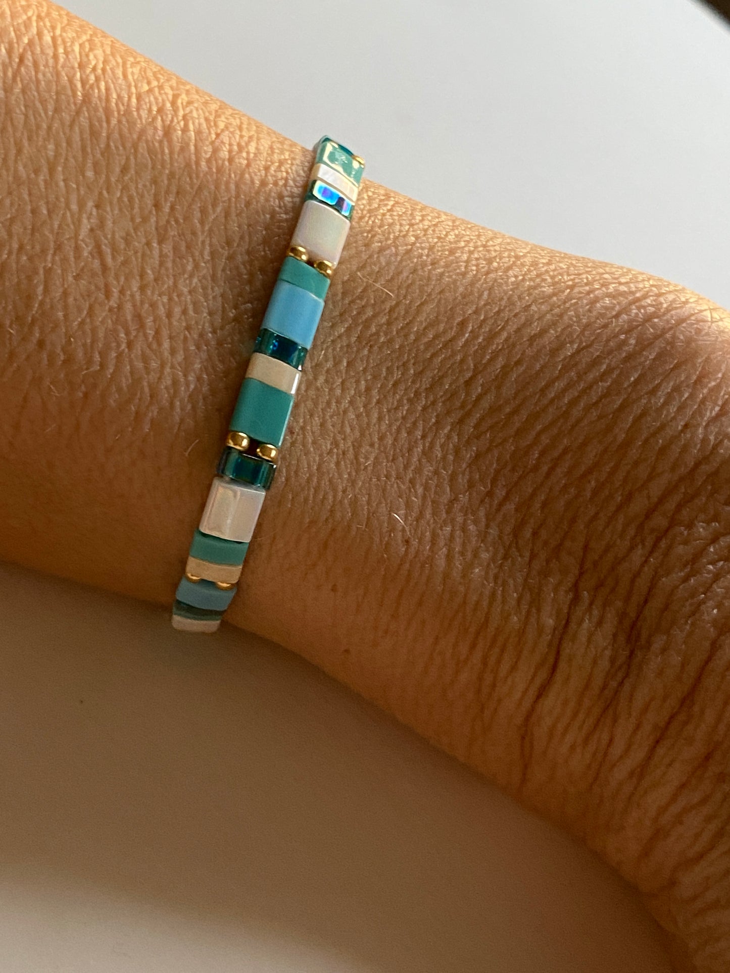 NIARA - aqua Farben elastisches Armband - Mein Shop