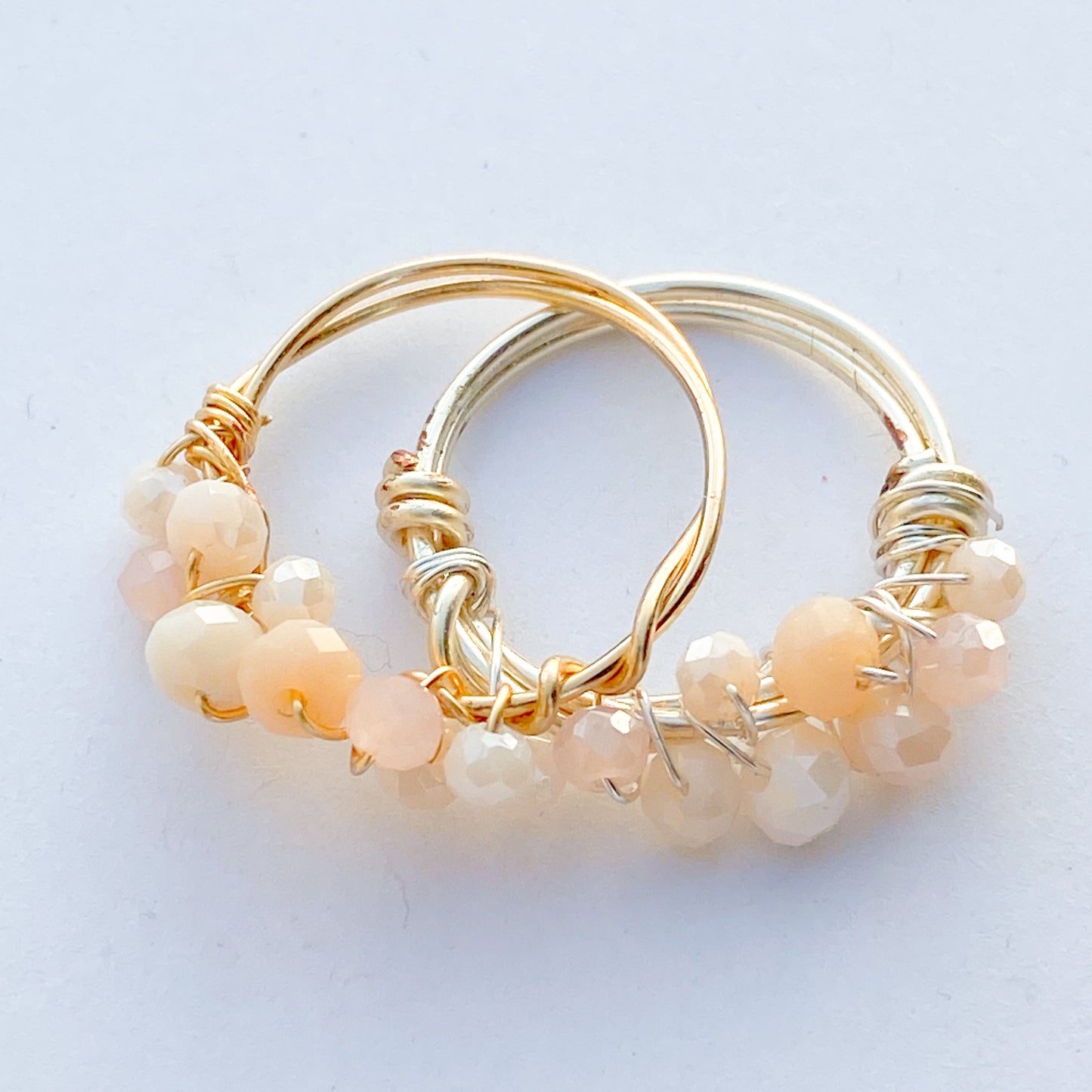 CREAMY - Gold/Silber Ring mit cremefarbenen Glasperlen
