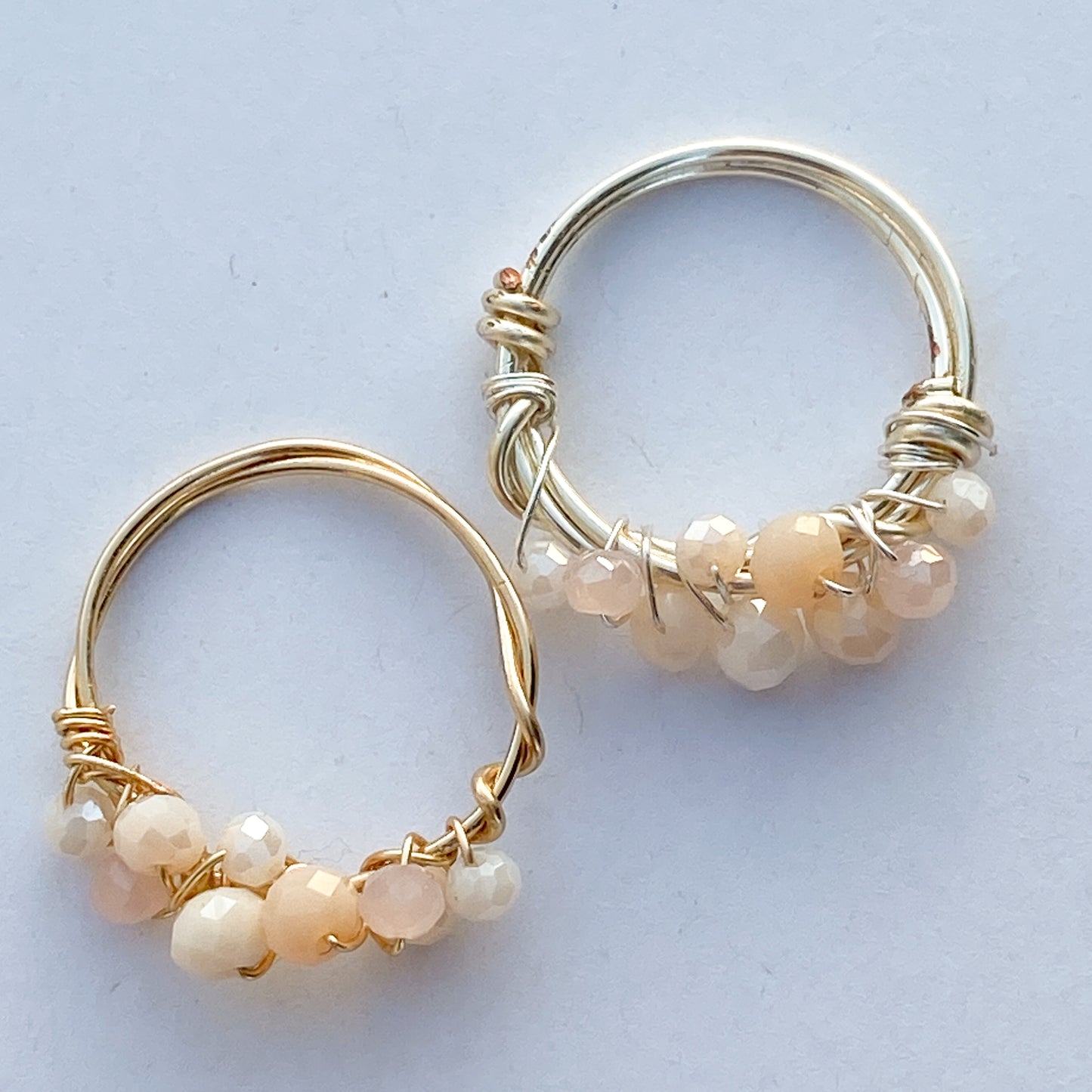 CREAMY - Gold/Silber Ring mit cremefarbenen Glasperlen