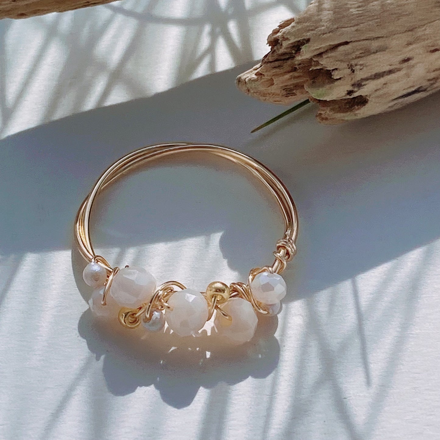 CREAMY - Gold/Silber Ring mit cremefarbenen Glasperlen