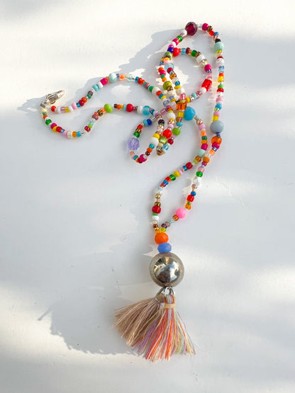 TUTTI – handgefertigte bunte Perlenketten im fröhlichen Boho-Style