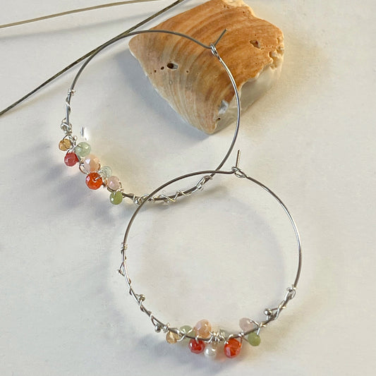 boho Creolen TERRA handgemacht grosse 40 mm Edelstahl Creolen mit Glasperlen- Boho Ohrringe in Naturtönen