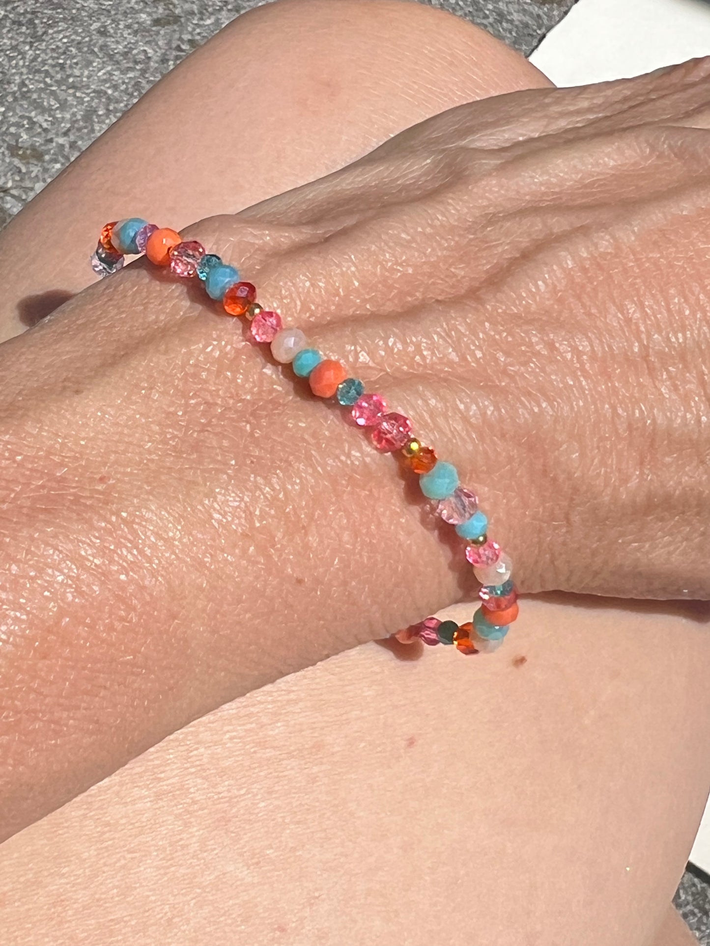 MOOD – Handgemachte Unikat-Boho-Armbänder aus Glasperlen