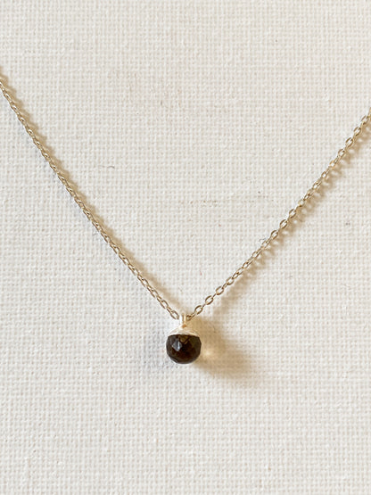 Handgemachte Silberkette mit Rauchquarz Anhänger / Charm - GRACE