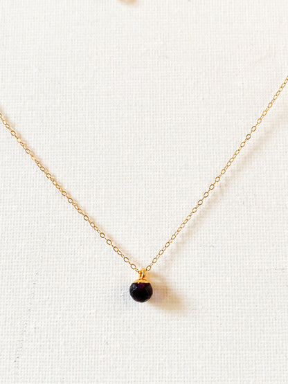 handgemachte Goldkette Amethyst Edelsteinanhänger - Charm /  GRACE Gold