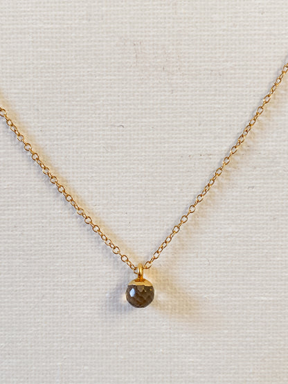 handgemachte Goldkette Rauchquarz Edelsteinanhänger - Charm /  GRACE Gold