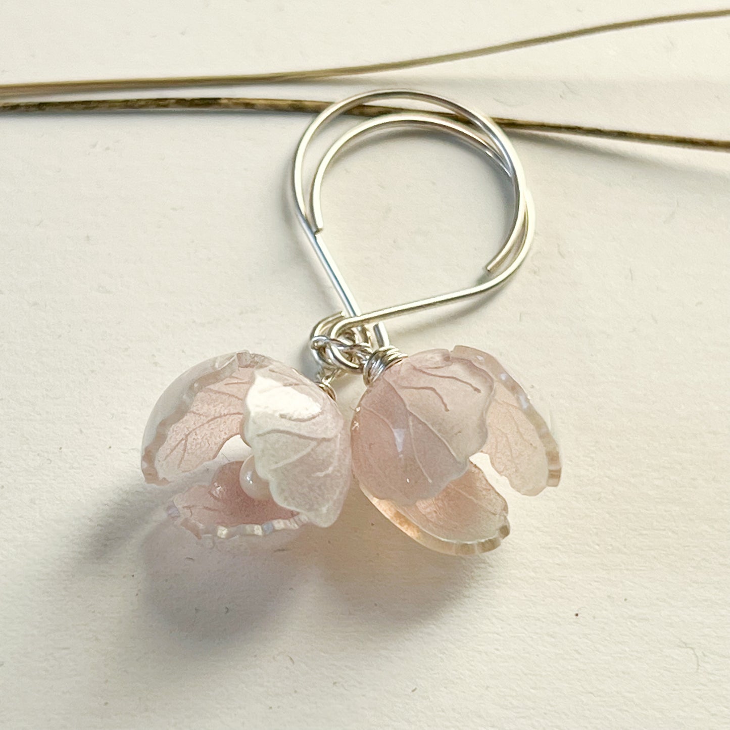 Blütenohrhänger - zart Handgemacht