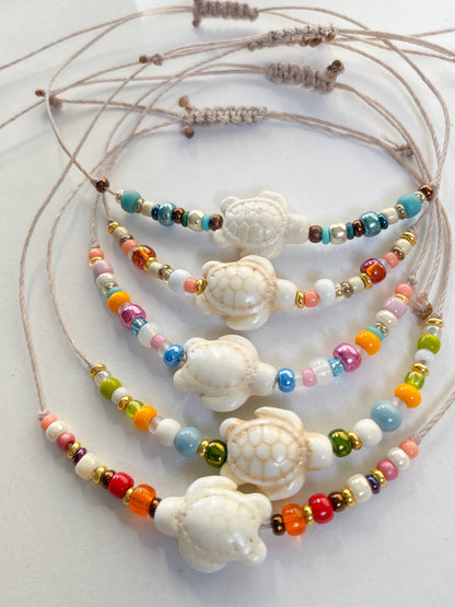 SCHILDI - Schiebeknoten Armband mit Schildkröte