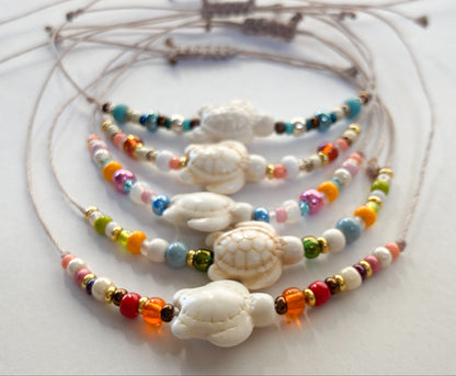 SCHILDI - Schiebeknoten Armband mit Schildkröte