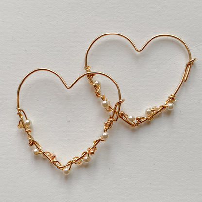 ELVA -  Herz Creolen handgemacht Gold, Silber & Perlen - Boho Schmuck