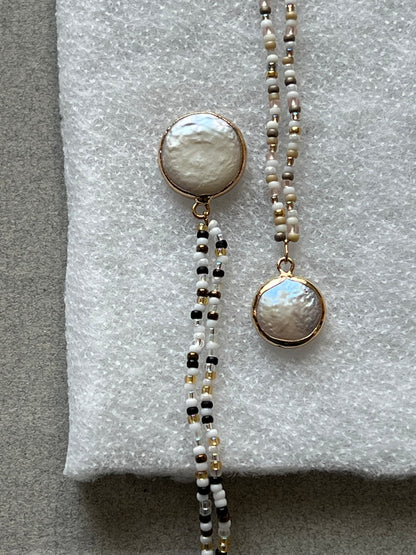 Zarte Bohostyle Kette mit Perlmutt Anhänger ibizastyle - Variable Länge 