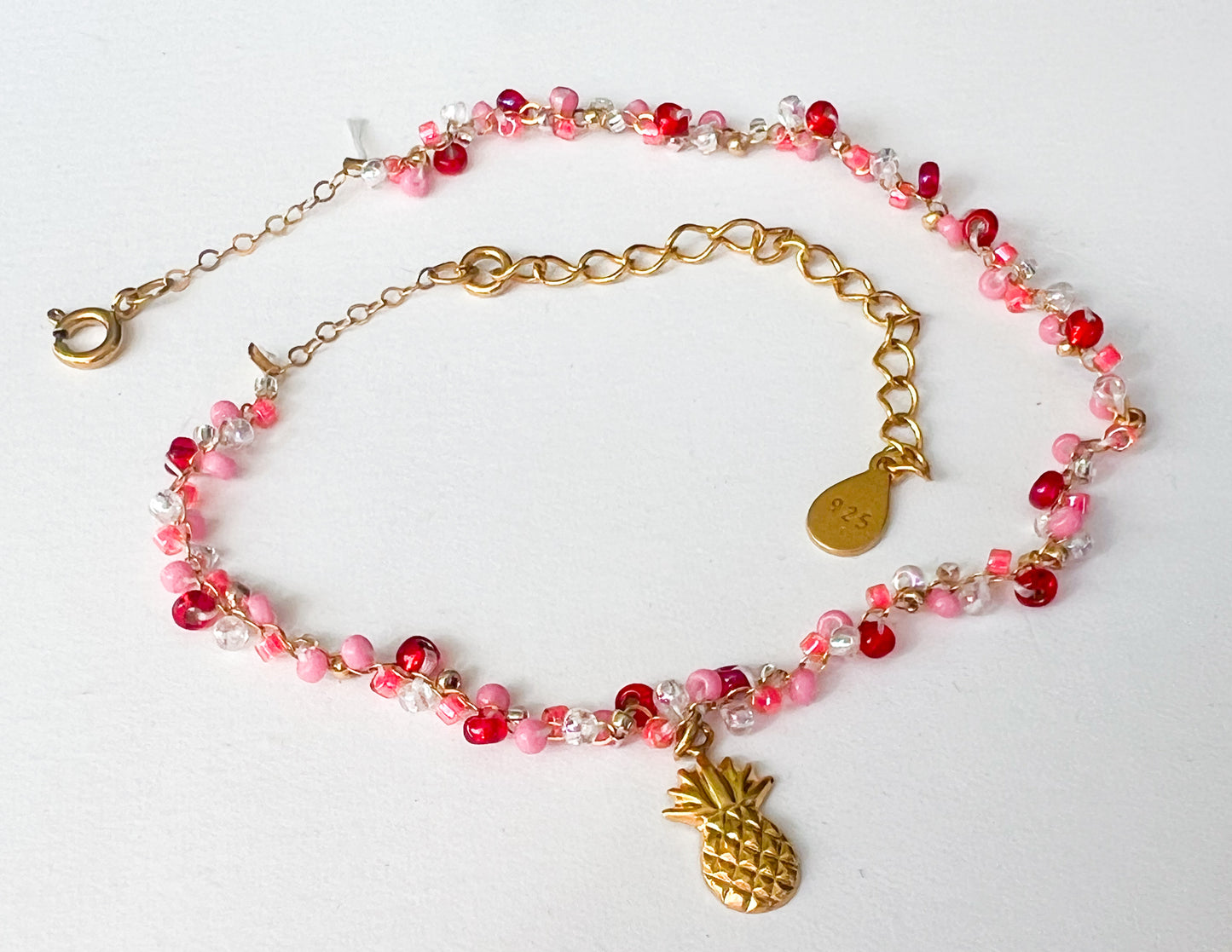 handgemachtes boho Gold Fusskettchen mit Ananas-Charm - PIñA