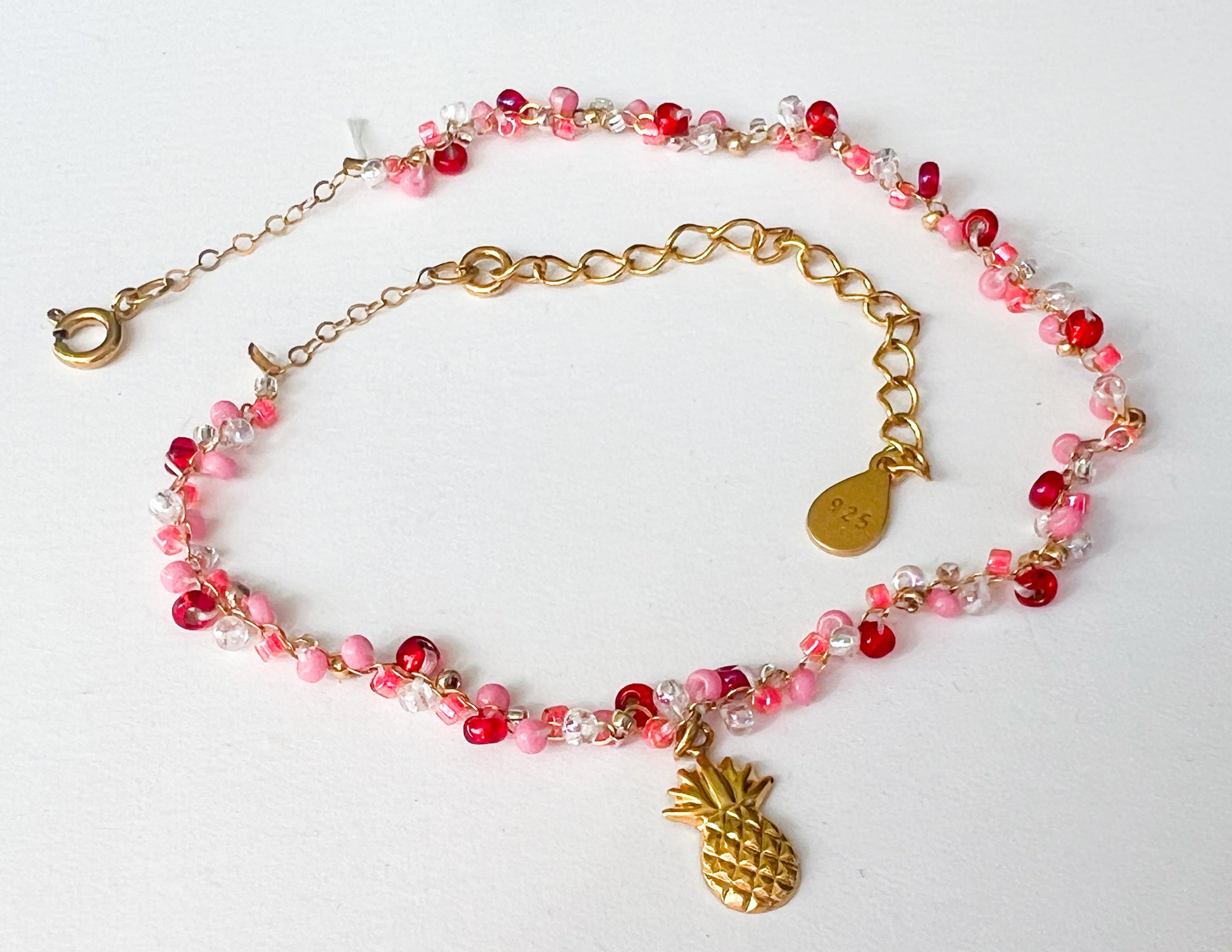 handgemachtes boho Gold Fusskettchen mit Ananas-Charm - PIñA