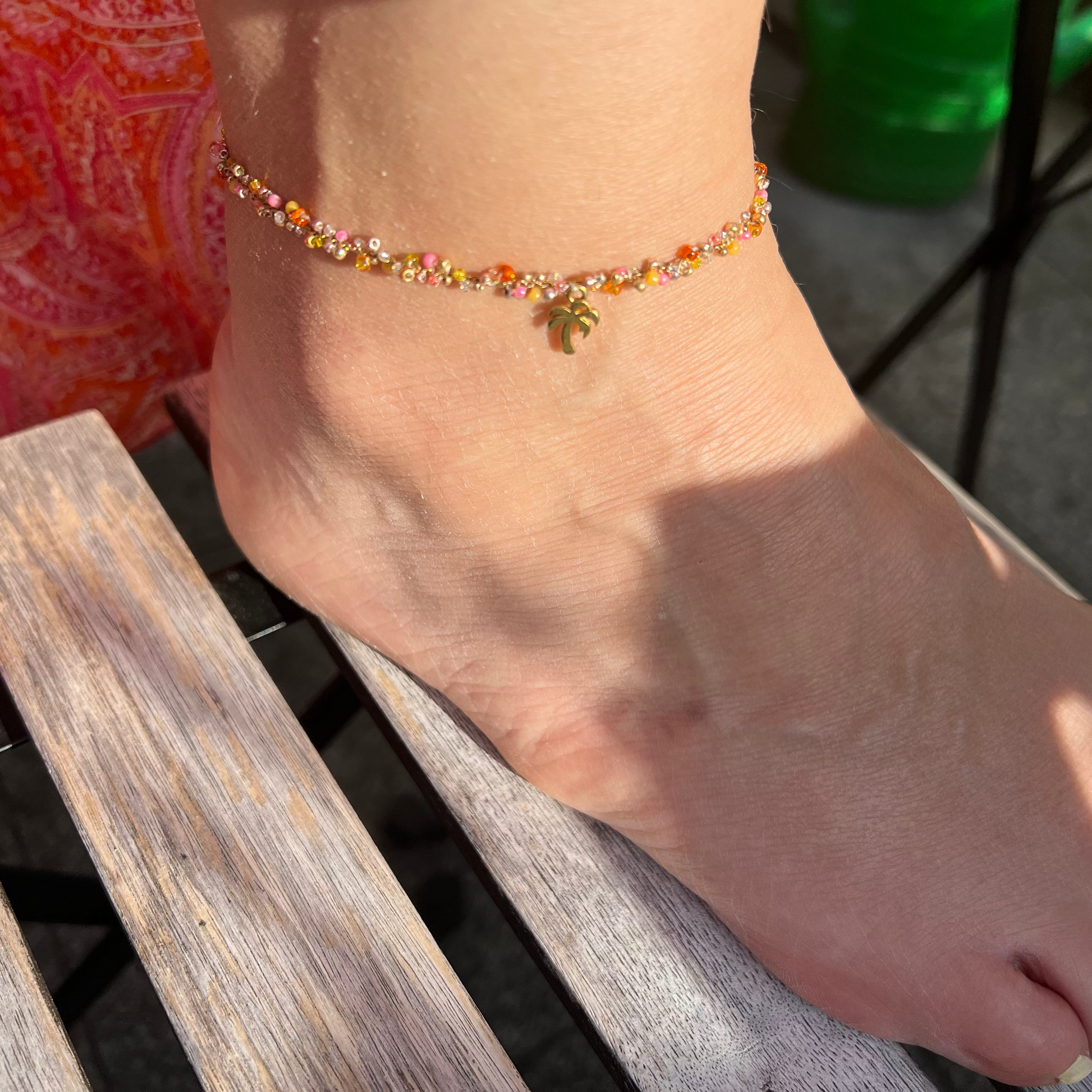 izastyle - Gold Fusskettchen mit kleinem Palmen Charm