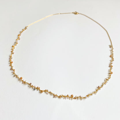 Handgemachte zarte Goldkette . /Bohostyle Braut Hochzeit